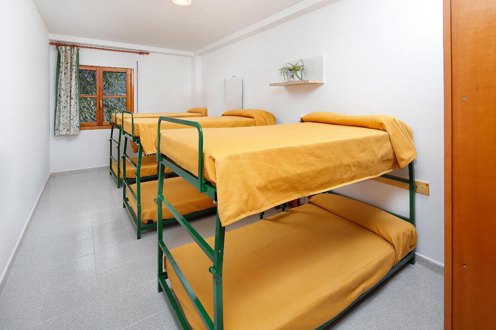 Albergue Sierra De Arbe Naval Ngoại thất bức ảnh