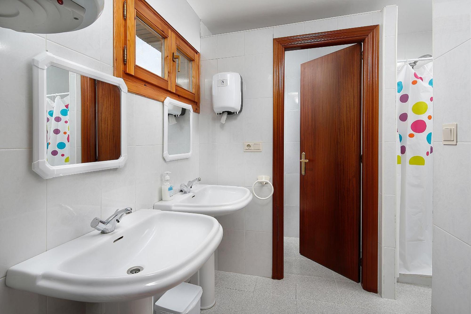 Albergue Sierra De Arbe Naval Ngoại thất bức ảnh